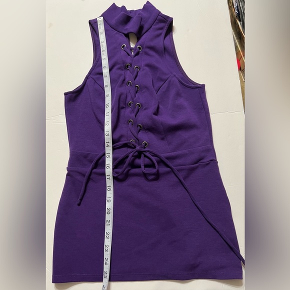 WOMEN'S Purple VENUS HALTER TOP - NEW - SIZE Small pre Owner - Picture 3 of 5